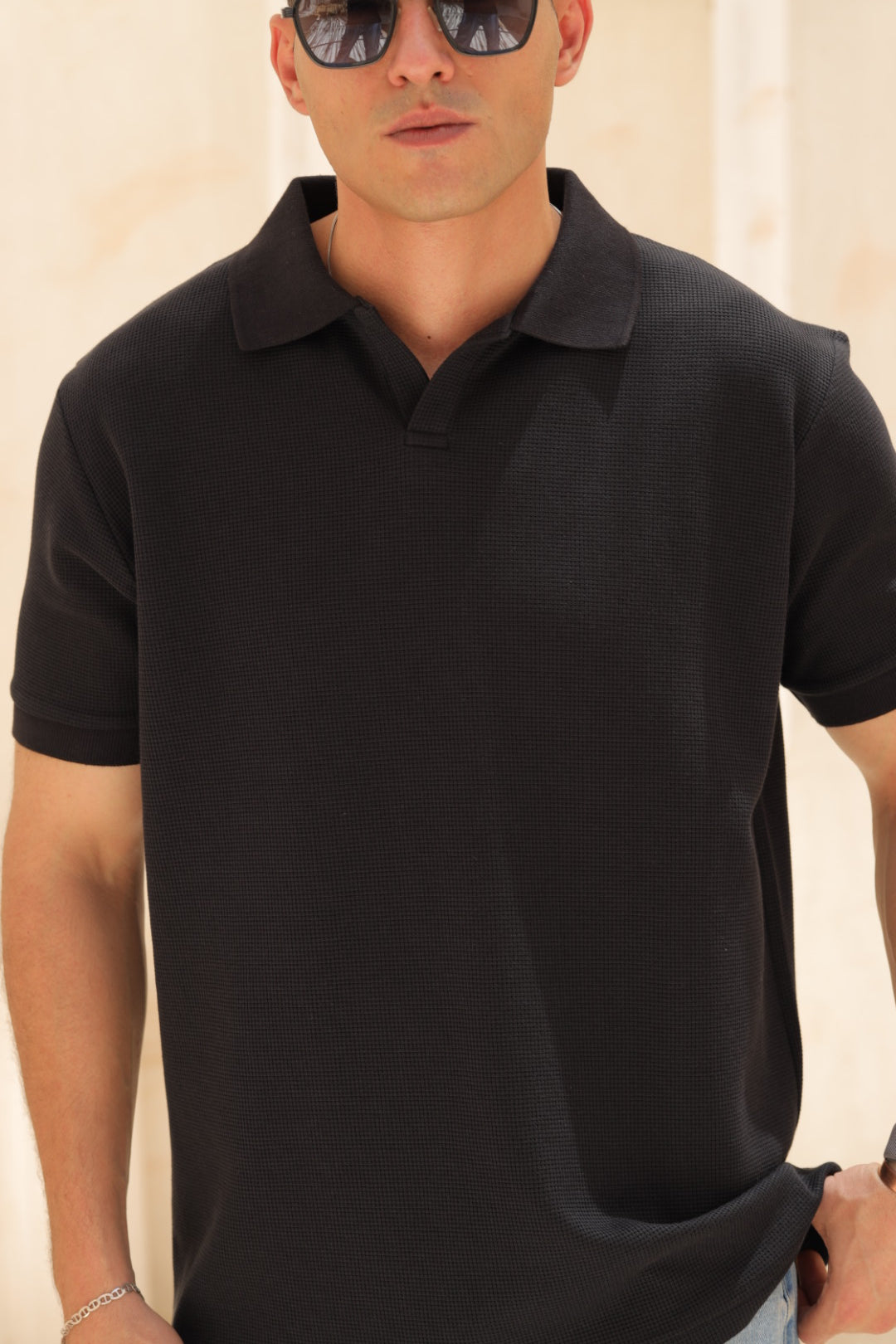 Buttonless Polo - Black